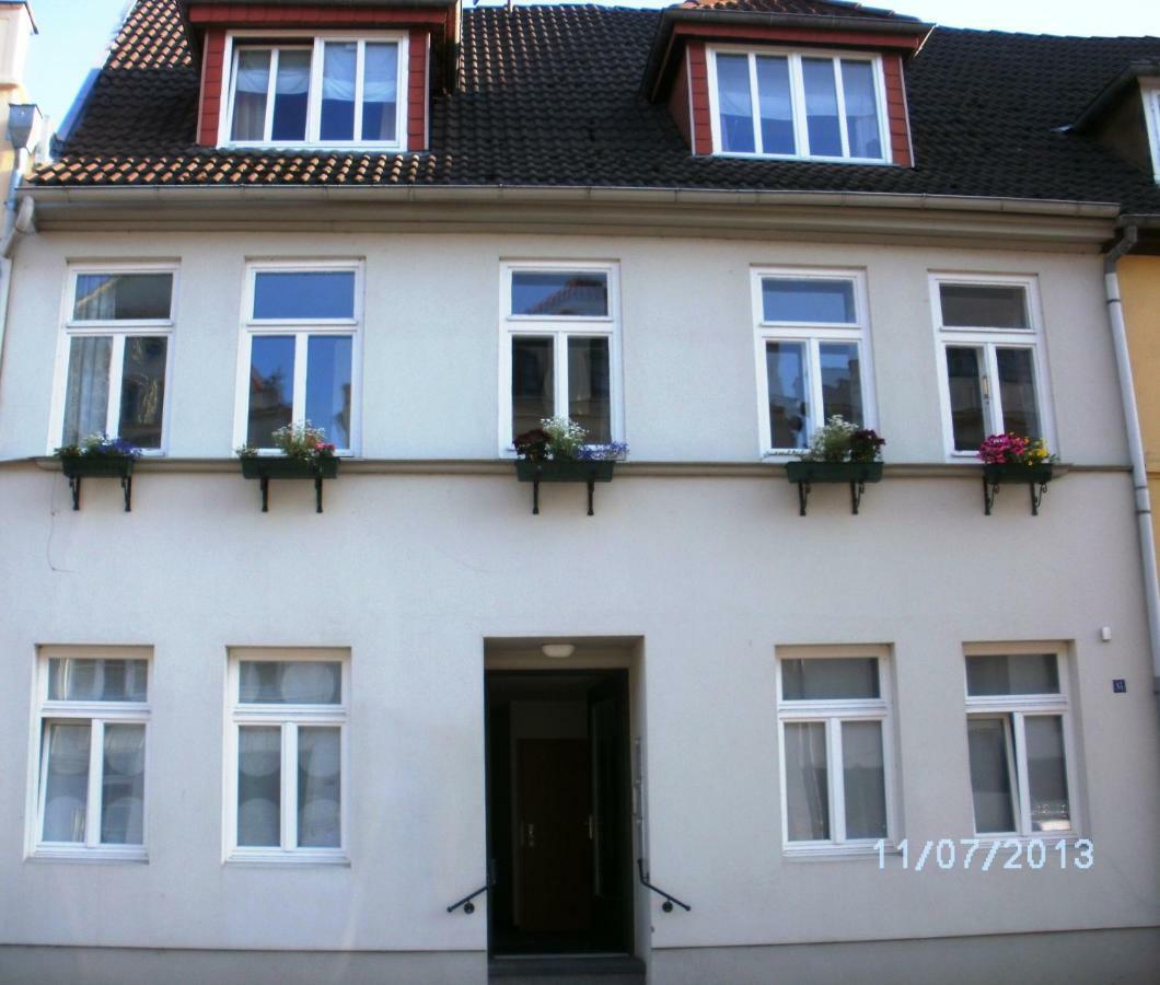 Korner 1 Mit Terrasse & Parkplatz - Abc27 By Abcwismar Apartamento Exterior foto